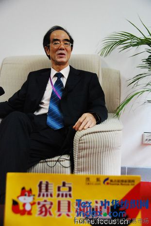 ���ڼҼ�չ���L���V�|�Ҽ��ИI(y��)�f(xi��)��(hu��)��(hu��)�L(zh��ng)�S�\��(qu��n)