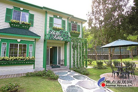 ���ɐ�(��i)��ɫHelloKitty�e��