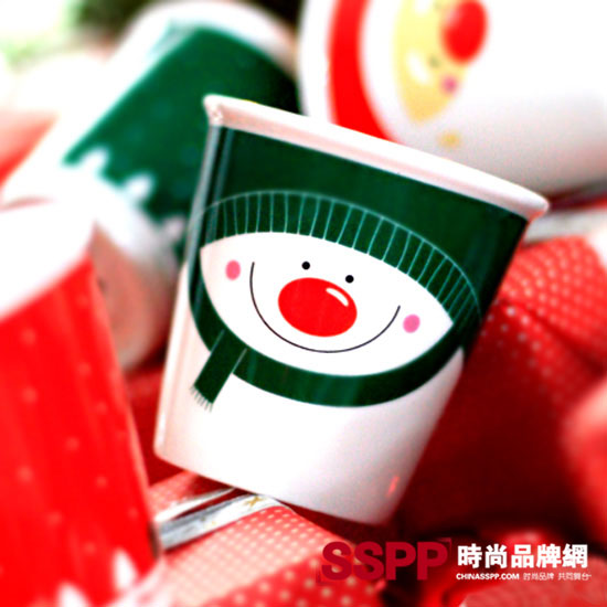 喜慶圣誕可愛餐具裝點(diǎn)居室(一)