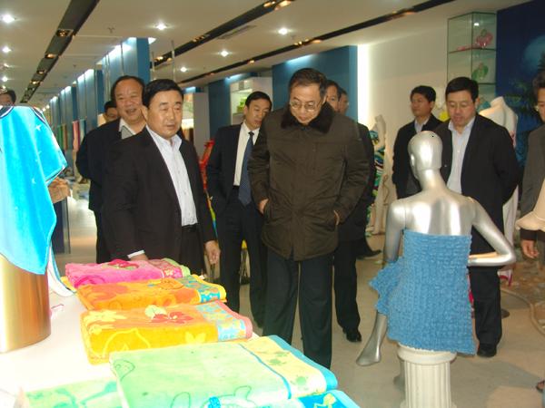 ���Ų���������ο������ռ��F