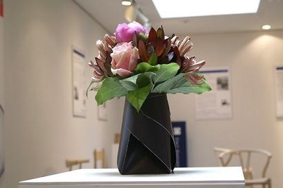 �����Ļ�ƿ ��(chu��ng)�������{(di��o)