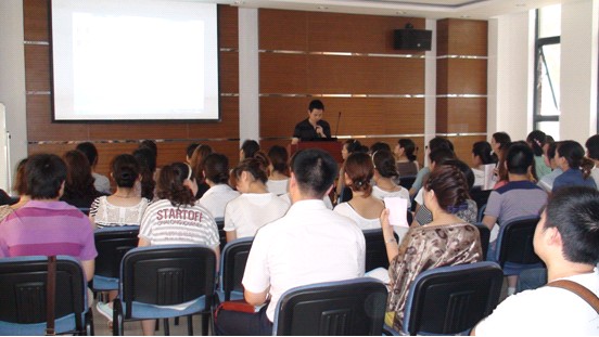 寶縵營銷中心全員學習秋冬新品