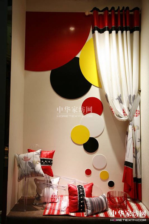 ���ڇ��H�Ҽ���ˇ�߼Ҿ��Ʒչ�[��