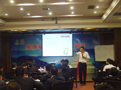 ˹�ø��e�k���N(xi��o)�ۃ�(y��u)��(sh��)ģʽ����Ӗ(x��n)���(d��ng)