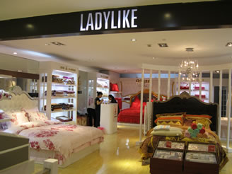 ��.�R�Ɍ��u��չʾ