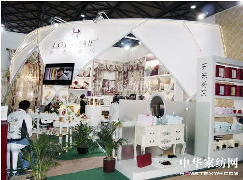 �����Ҿӡ���չ�����w��С�B