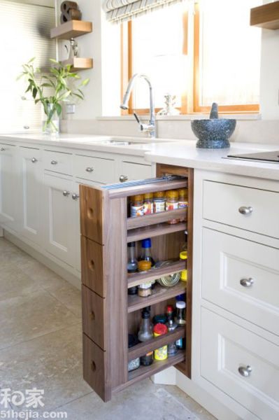 ���D�ռ{�Ɏ��� ��������OӋ(1)