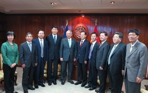 �м��I���_���߶�Մ�������b����