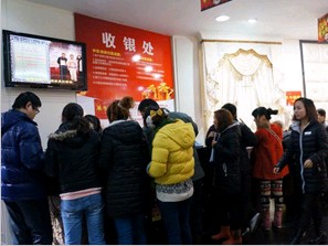 �����̼Ҿӡ�ҹ�硱���N(xi��o)���(d��ng)�ܚgӭ