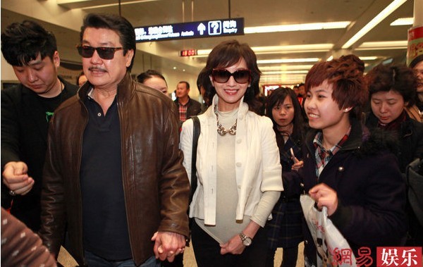 �w��֥�c�Ϲ����֬F��C��