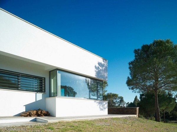 田園質(zhì)樸風(fēng)格的西班牙住宅(3)