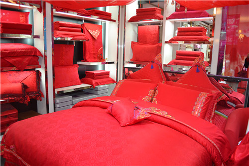 圣富萊2014春夏新品發布會圓滿召開