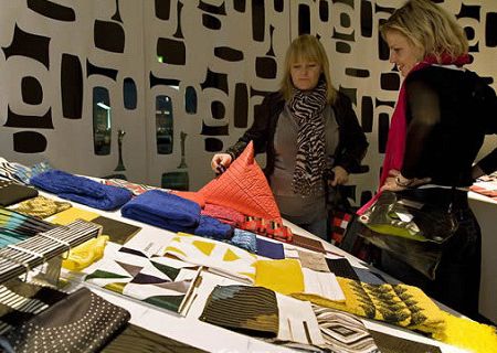 ���m�˸��Ҽ�չ1��8�Ռ��_Ļ