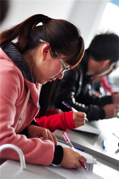 �Ϸ������ɽꖰ�ȫ�k���_��ȫ���a��Ӗ