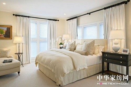 ��ɫ���{���ŕr�д�Ʒ