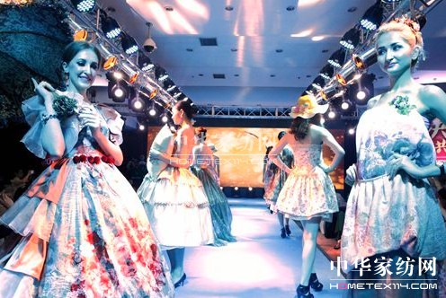 2014�����Ҽ���(j��ng)�N�̴��(hu��)��ӆ؛��(hu��)�A�M�ɹ�