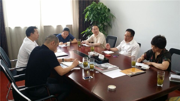 �Ҽ��f���I��ǰ�����ˇ��H�������{��