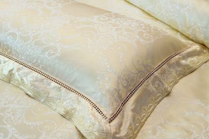 歐派家紡:婉約端莊,知性優(yōu)雅