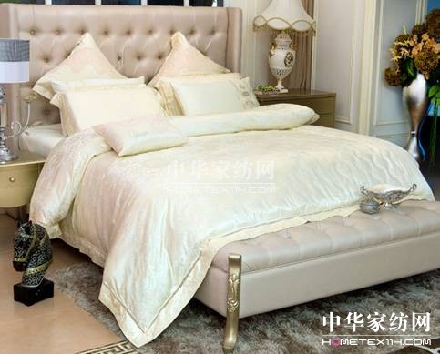 歐派家紡:婉約端莊,知性優(yōu)雅