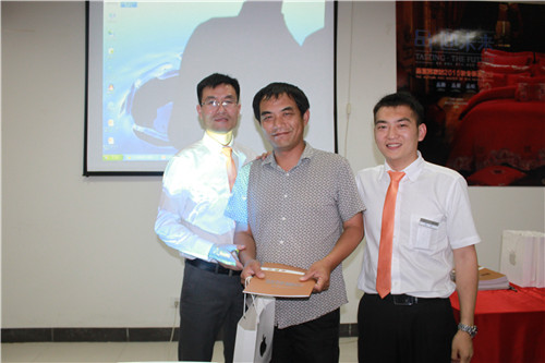 ʥ���R�Ҽ���Ʒ•ӭδ����2015��Ʒ�l��������