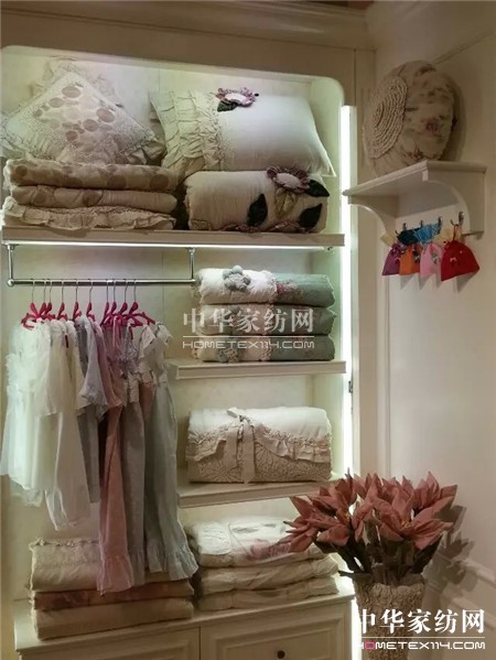 ���ґcף�n�G��ˇ�Ҽ���ɽ���_�I�󼪣�