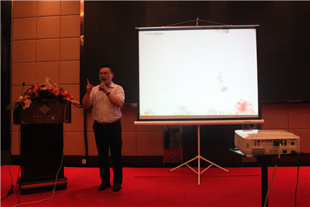 2016圣富萊“和未來(lái)”秋冬新品發(fā)布會(huì)隆重召開(kāi)