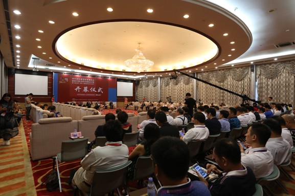 崢嶸二十載 “裝飾”家居最美芳華