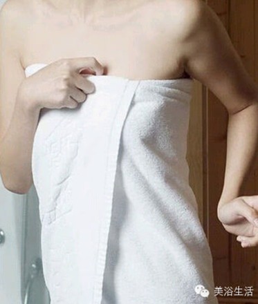 ��ԡ�����Ҫ׌��һĨ�L�黬�䣬ԡ����ô���Ų�������ԡ�������ķ����D��