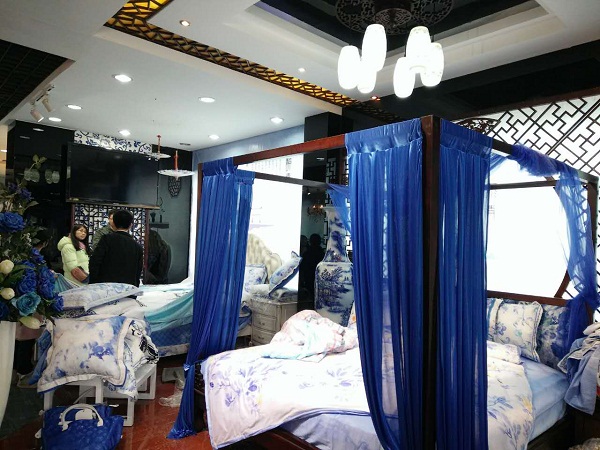 雨蘭“蝶變2017”春夏新品發(fā)布暨營(yíng)銷峰會(huì)緊張籌備中