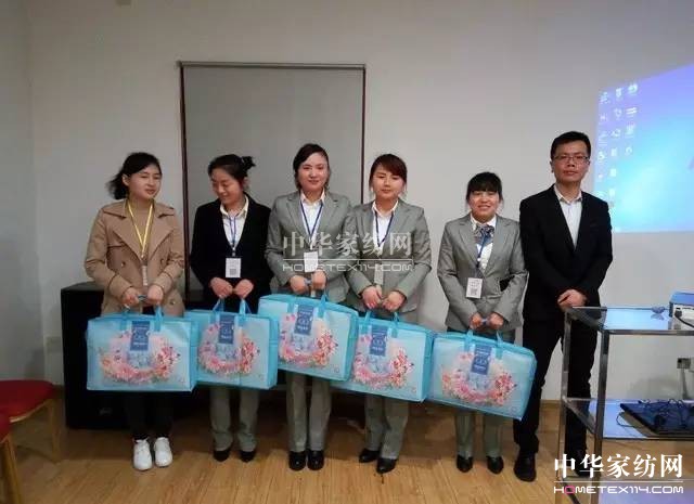 �R�����������\�����x����