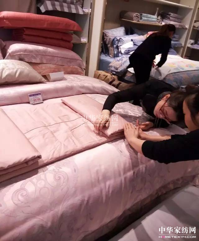 �Pʢ�Ҽ�����������Ӣ�R����ɽ�������@�����£�