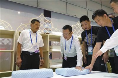 ��ͨ�Bʯ���Q��ԇ�c����ӡ�Ȱͻ�˹̹5�|��Ԫ