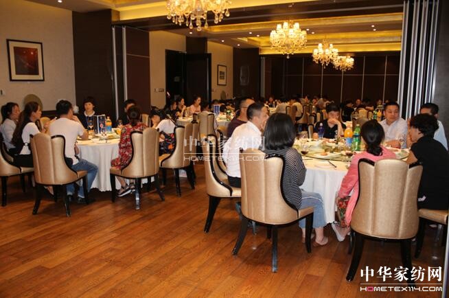 縵安頓家紡“絨寵時(shí)光”2017秋冬新品發(fā)布會(huì)