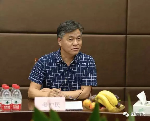 ��һ��(ch��ng)�O(sh��)Ӌ(j��)�L(f��ng)�����򺣌��������wܛ�b�O(sh��)Ӌ(j��)�M���\�������������_�u(p��ng)��