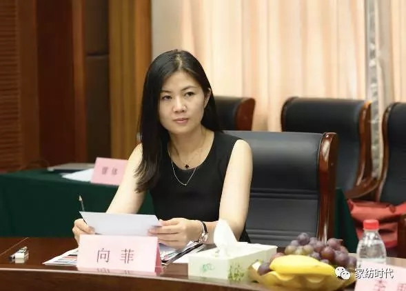 ��һ��(ch��ng)�O(sh��)Ӌ(j��)�L(f��ng)�����򺣌��������wܛ�b�O(sh��)Ӌ(j��)�M���\�������������_�u(p��ng)��