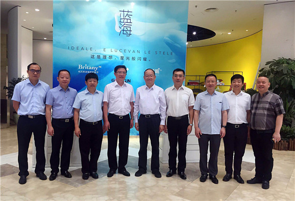 �м��hί��ӛ����һ�Ќ������L��ͨ�Ҽ���I