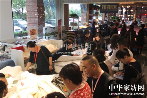 匠心凱盛,凱盛家紡2018春夏新品發(fā)布會盛典驚艷全城!