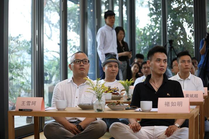 ����Ȼ���ؾ��������һ�����ӵİl����