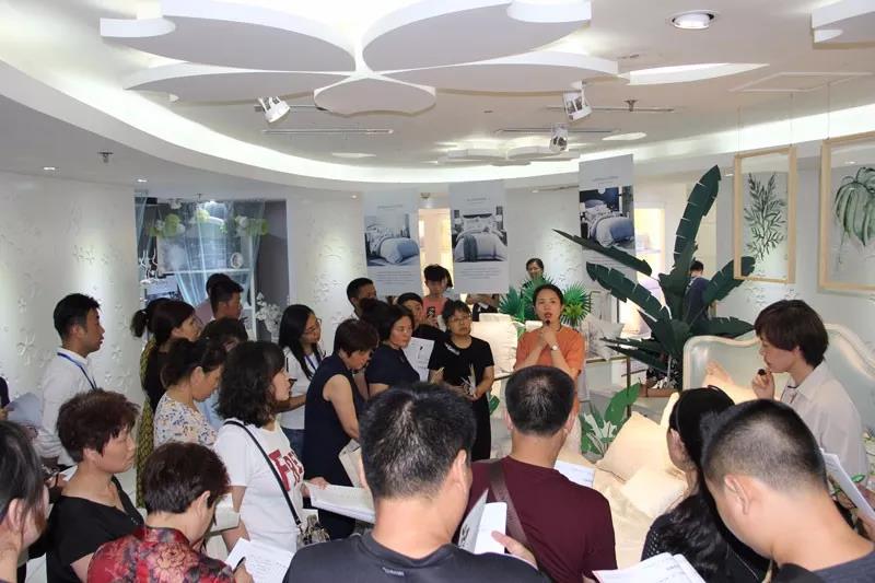 ��Ʒ•�������Ҽ�2019�ﶬ��Ʒ�l(f��)����(hu��)�A�M�չ���