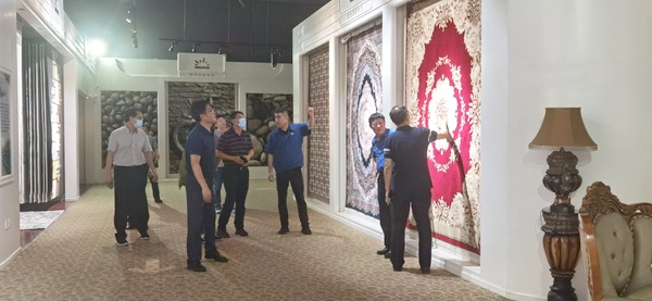 天安門管委會、人民大會堂管理局領(lǐng)導(dǎo)考察東升地毯集團