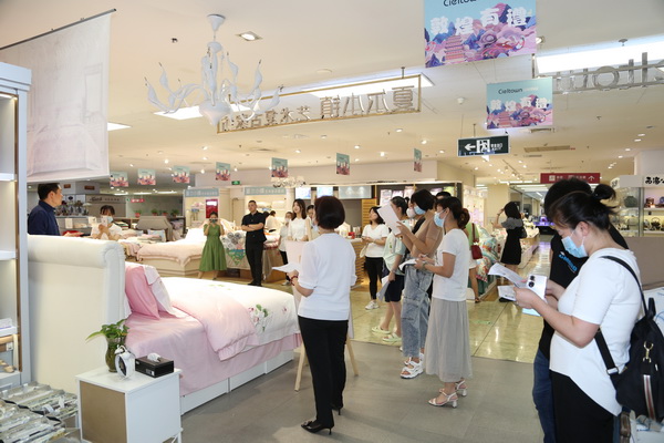 ���������|�����W�����칤ˇ�͹żҼ��������u��ӛ����&�����ס�ϵ�аl������Cieltown�Ġ�С�2022�ﶬӆ؛�������u�e��