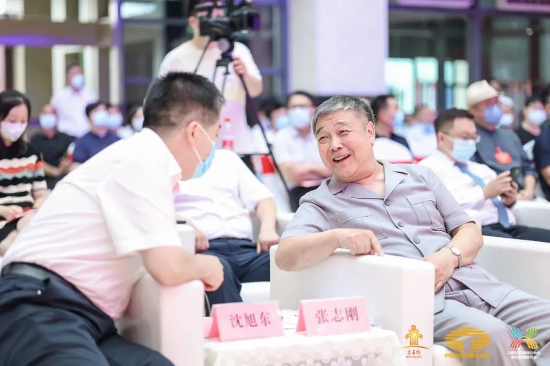 鋪就專精特之路,實(shí)現(xiàn)高質(zhì)量發(fā)展--2022中國紡織供應(yīng)鏈大會(huì)在南通隆重舉行